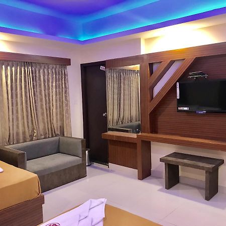 Hotel Grand Suites Bangalore Esterno foto