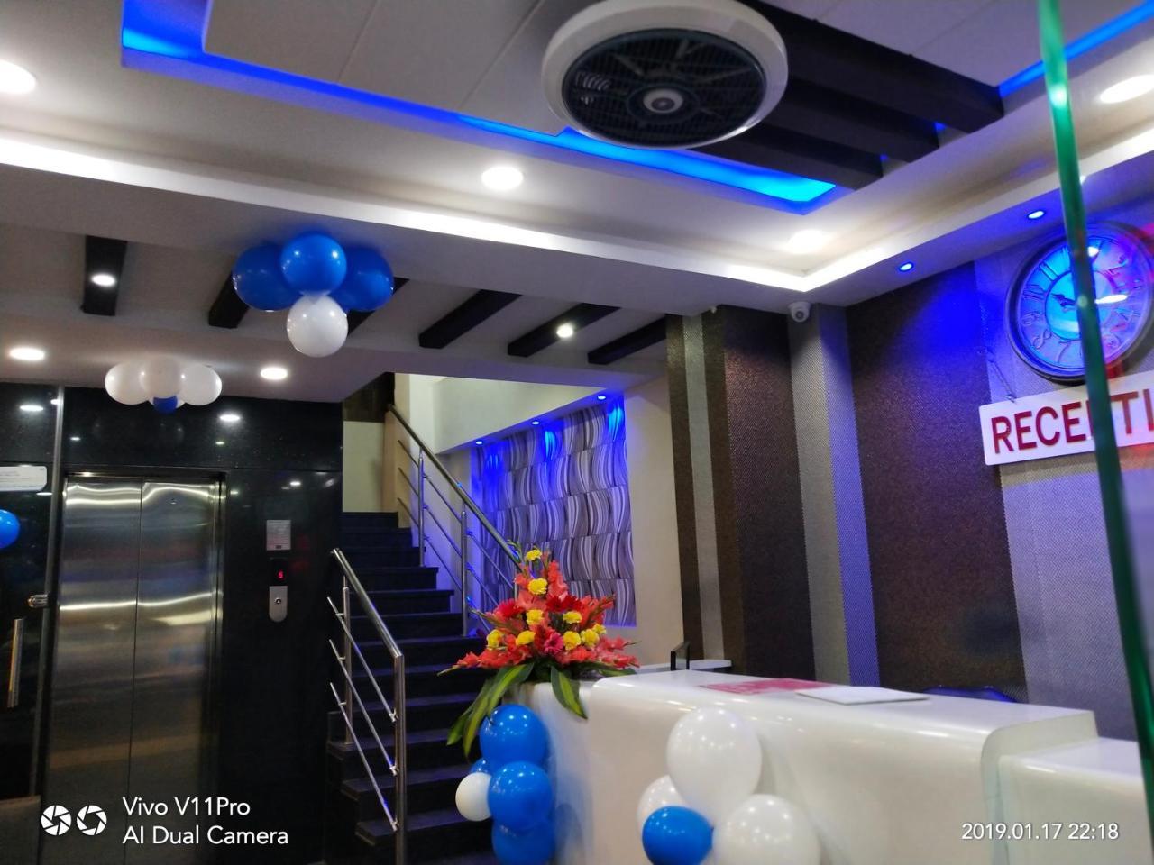Hotel Grand Suites Bangalore Esterno foto